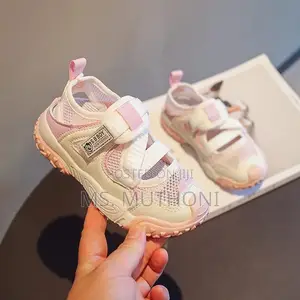 Unisex Open Sports Shoes*