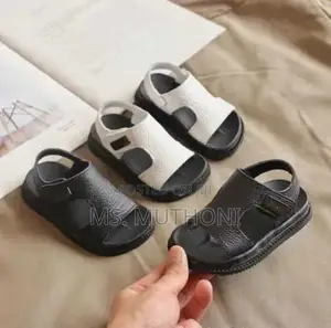 Open Sandals*