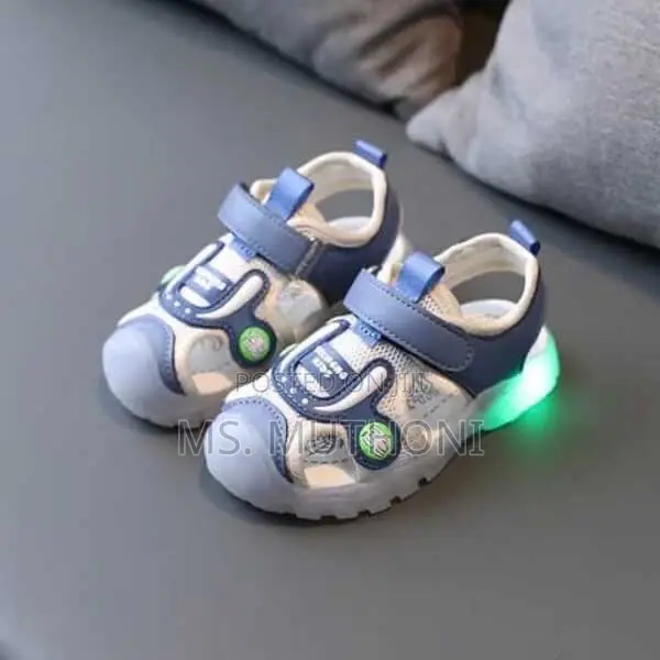 Unisex Led Sandals*