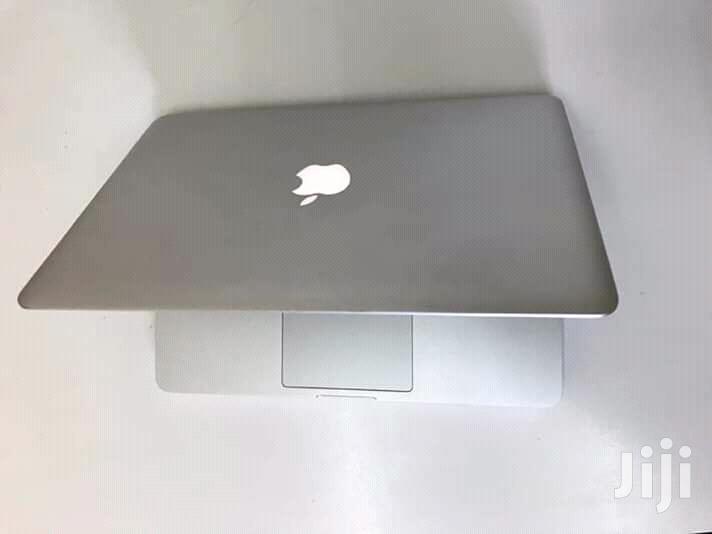Laptop Apple MacBook Pro 4GB Intel Core I5 HDD 500GB