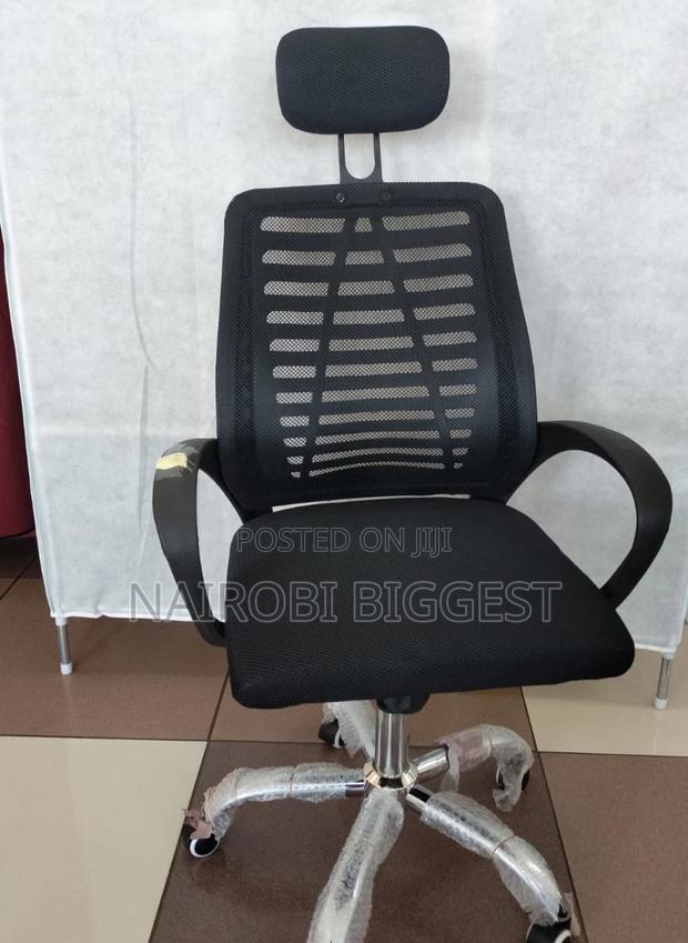 Office Chair With Headrest