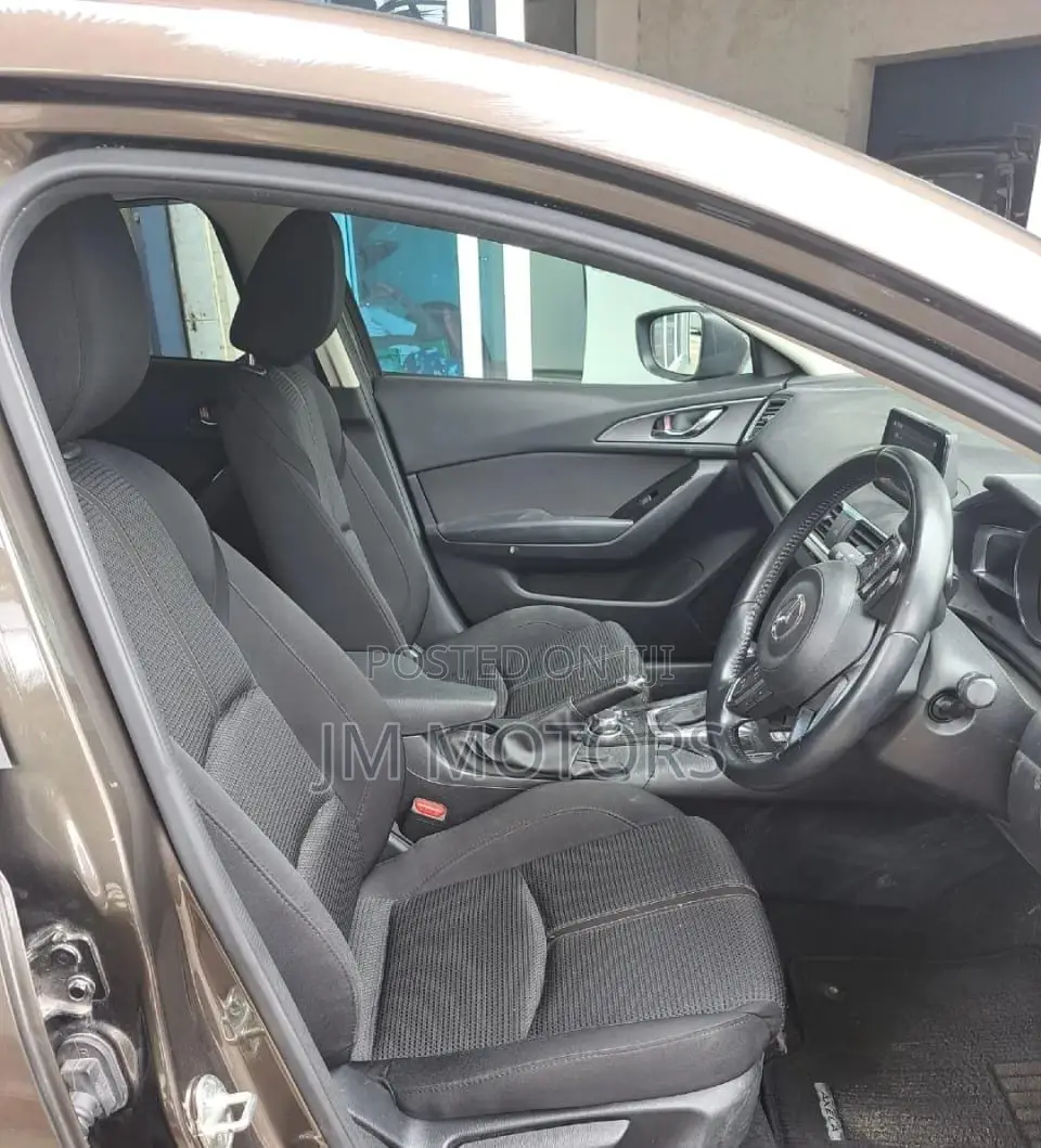 Mazda Axela 2018 Gray