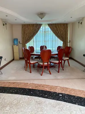 4bdrm Maisonette in Runda Driv 1/2 Acre for sale