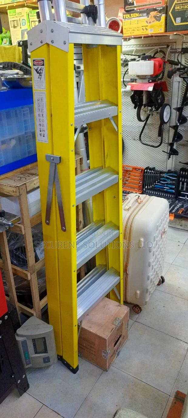 A Frame Heavy Duty Fiberglass Double-Sided 5 Steps Ladder