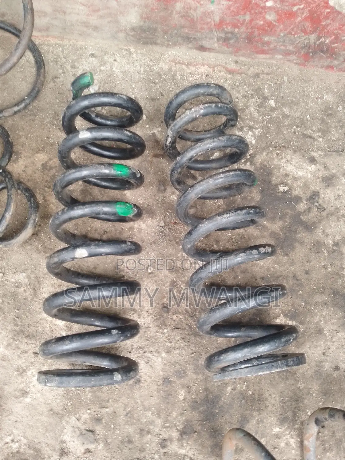 Toyota Hilux Front Spring Springs 