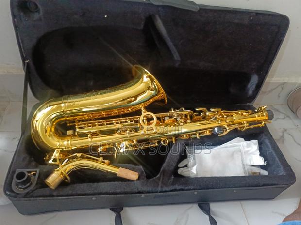 Alto Saxaphone's Yamaha √ - main view
