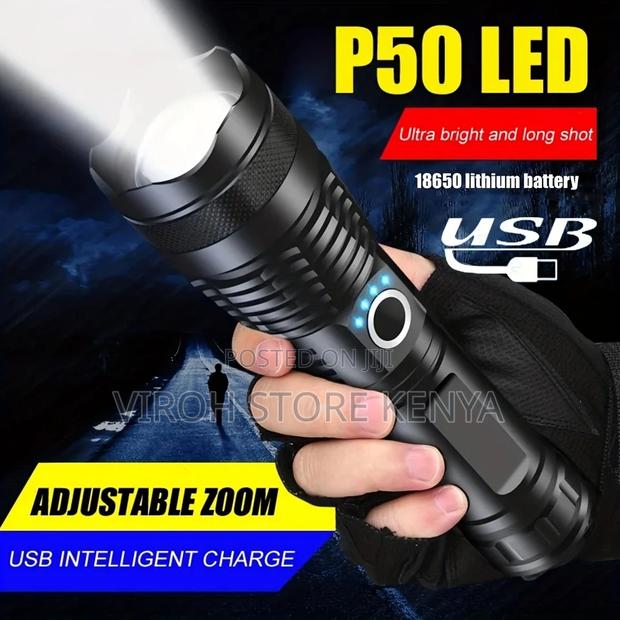 Rechargeable Security Flashlight Torch /Zoom - FREE DELIVERY