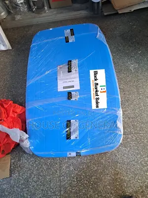 6 Seater Plastic Table