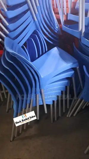 Strong Armless Plastic Chair With Metal Legs