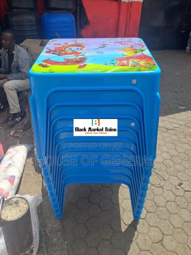 Kids Plastic Table - main view