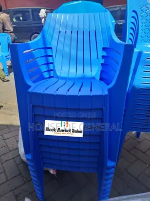 Long Arm Adix Plastic Chair
