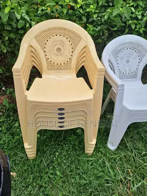 Cream Kenpoly Plastic Chair