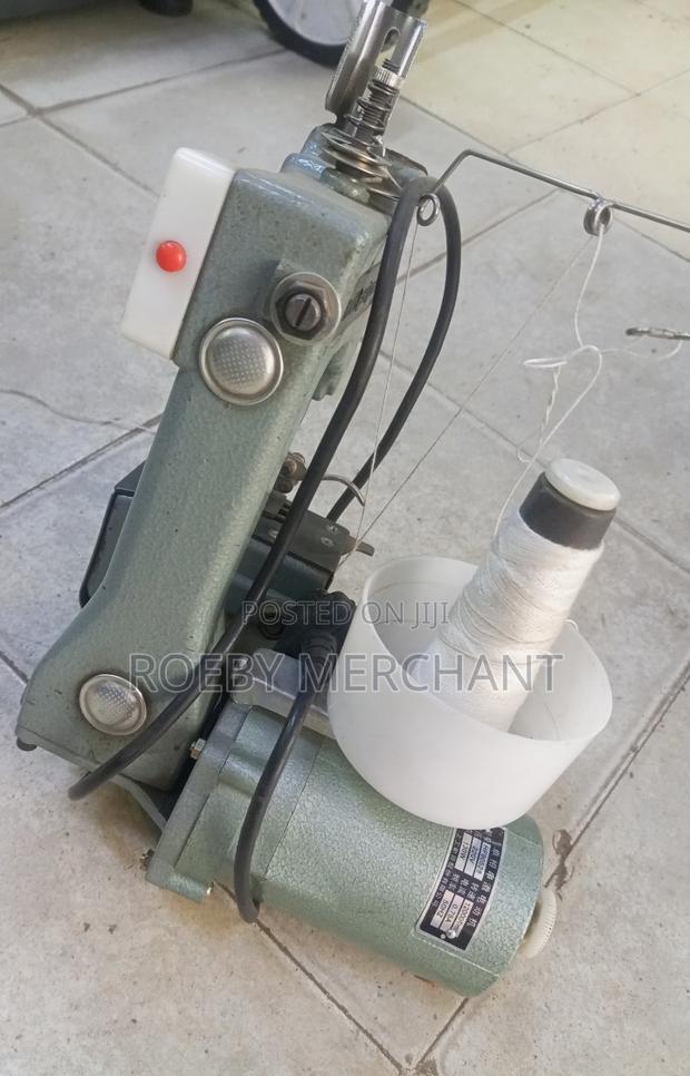 New Bag Closer/Sewing Machine - main view