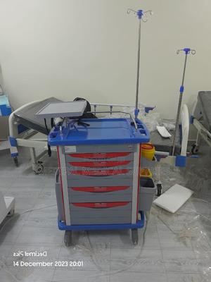 Emergency Trolley/Medicine Trolley - thumbnail 2