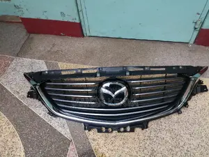Grill Mazda Atenza 2014