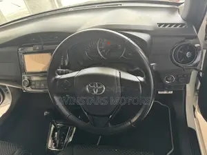Toyota Corolla Fielder 2017 White
