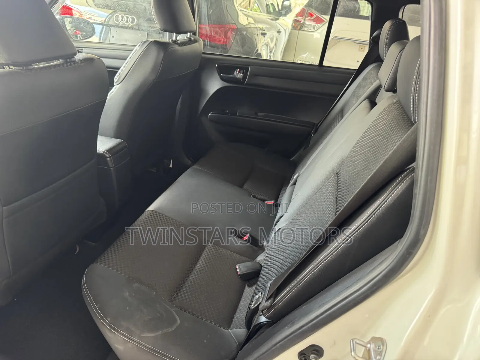 Toyota Corolla Fielder 2017 White
