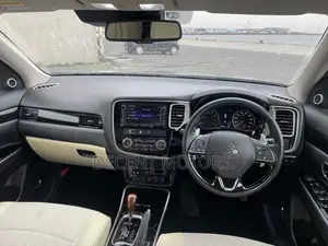 Mitsubishi Outlander ES FWD 2018 Black