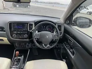 Mitsubishi Outlander ES FWD 2018 Black