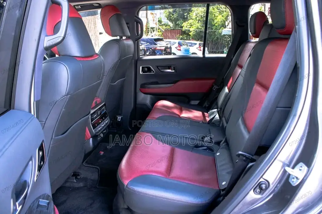 Toyota Land Cruiser 3.3 Diesel 4WD 2021 Gray