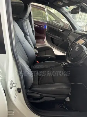 Toyota Corolla Fielder 2017 White