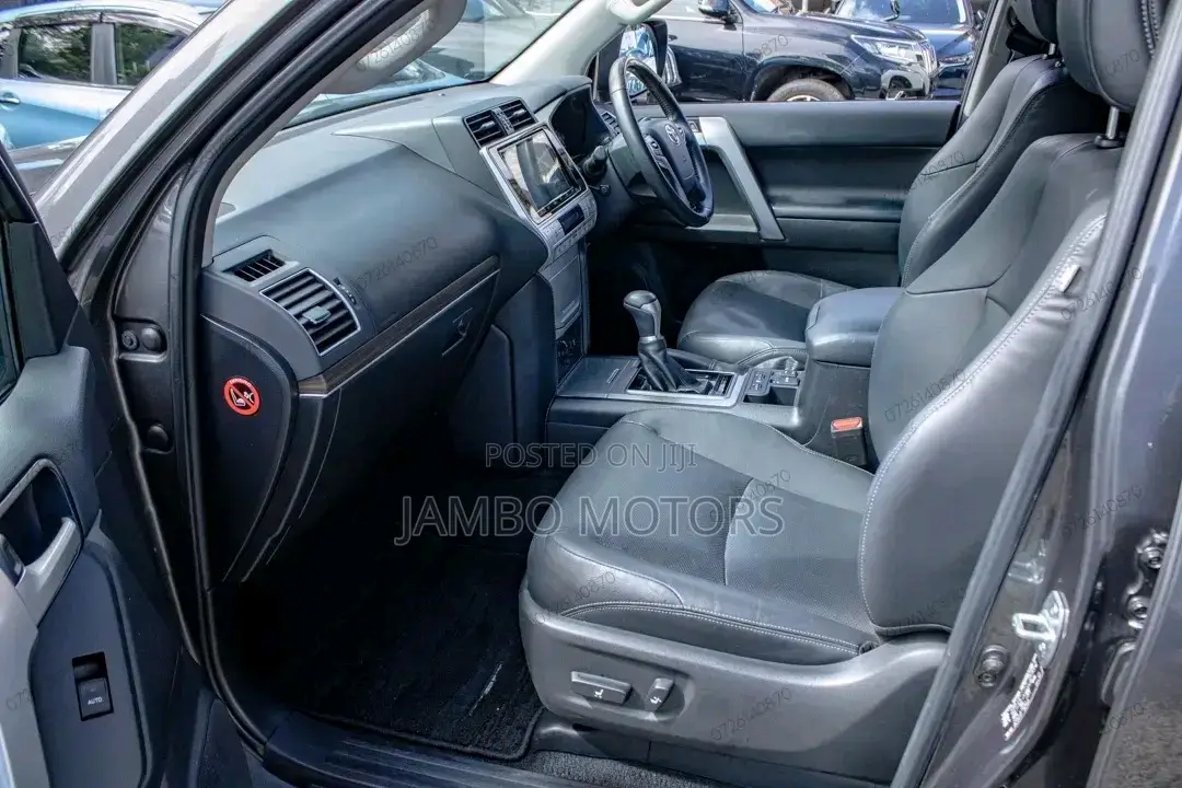 Toyota Land Cruiser Prado 2.7 2018 Black