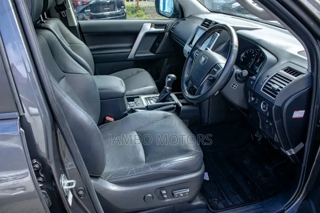 Toyota Land Cruiser Prado 2.7 2018 Black