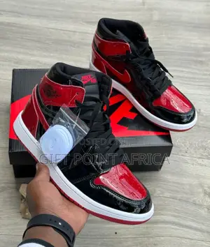 Nike Air Jordan 1 High Sneakers