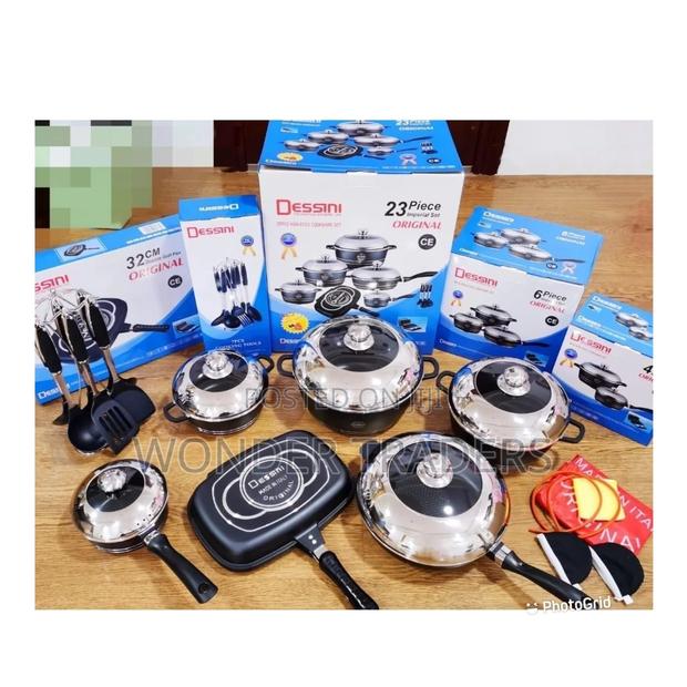 *_23pc Black Dessini Cookware*_ - main view