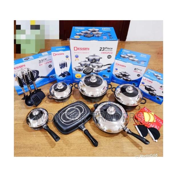 Brand New *_23pc Black Dessini Cookware*_