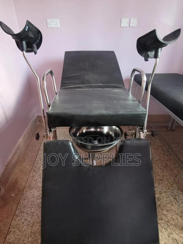 Manual Delivery Bed - main view