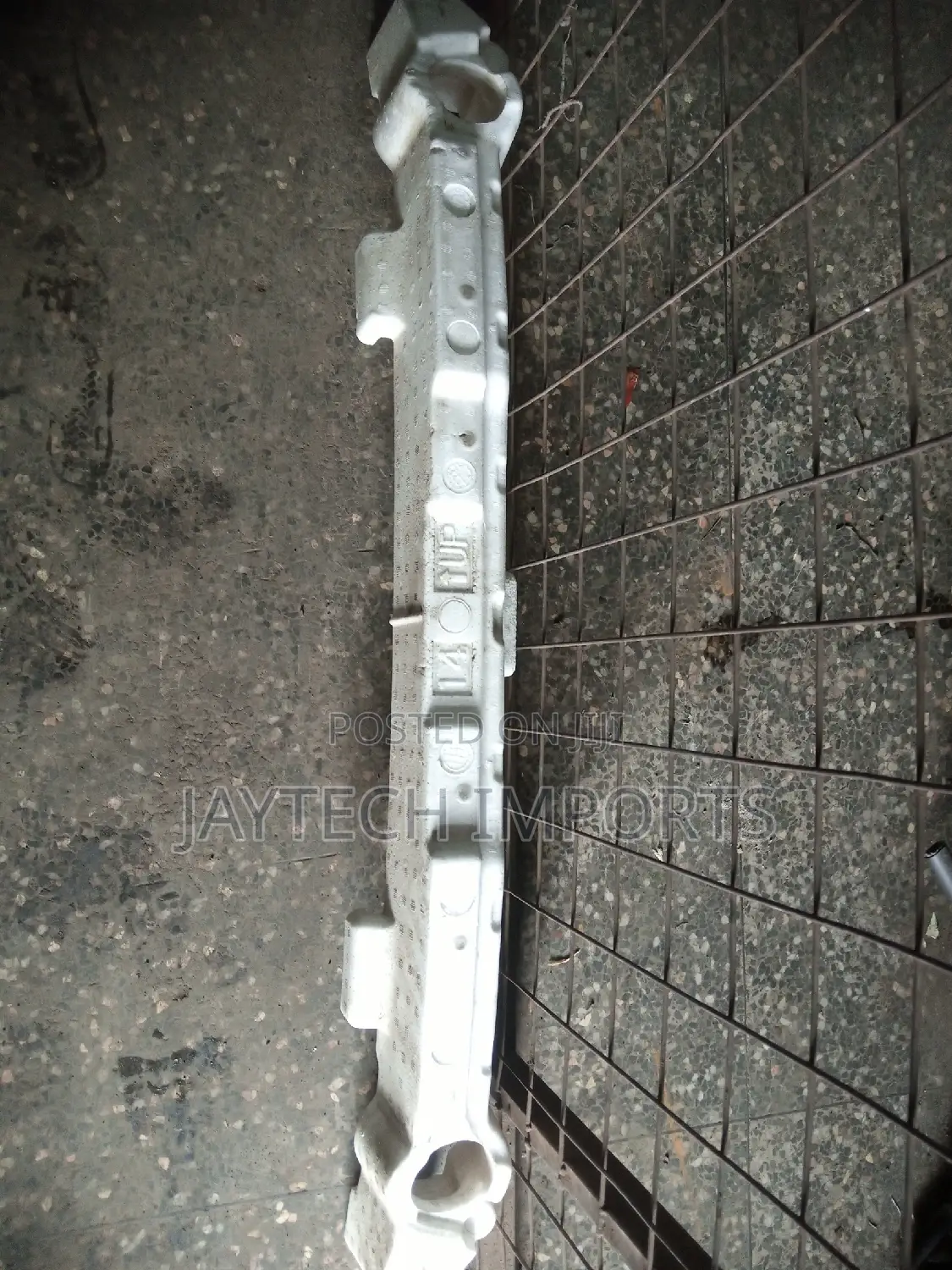 Axio 161 Bumpers Porch