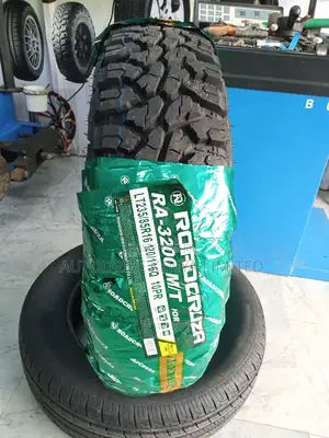 235/85r16 Roadcruza M/T