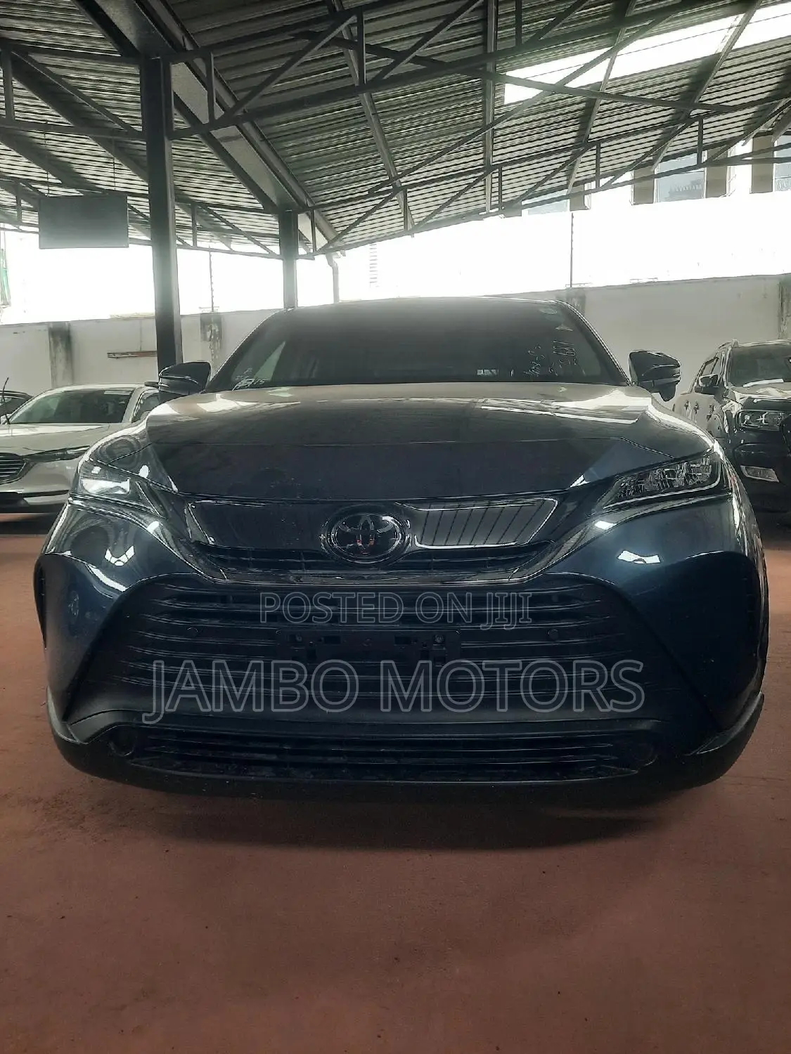 Toyota Harrier 2.0 4WD 2020 Gray