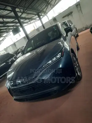 Toyota Harrier 2.0 4WD 2020 Gray