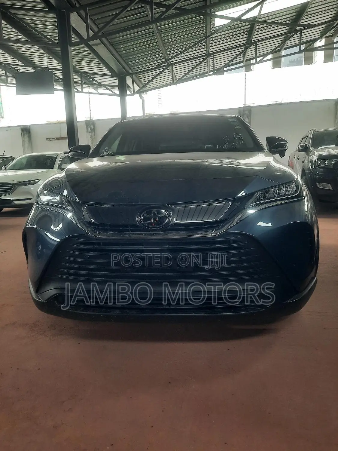 Toyota Harrier 2.0 4WD 2020 Gray