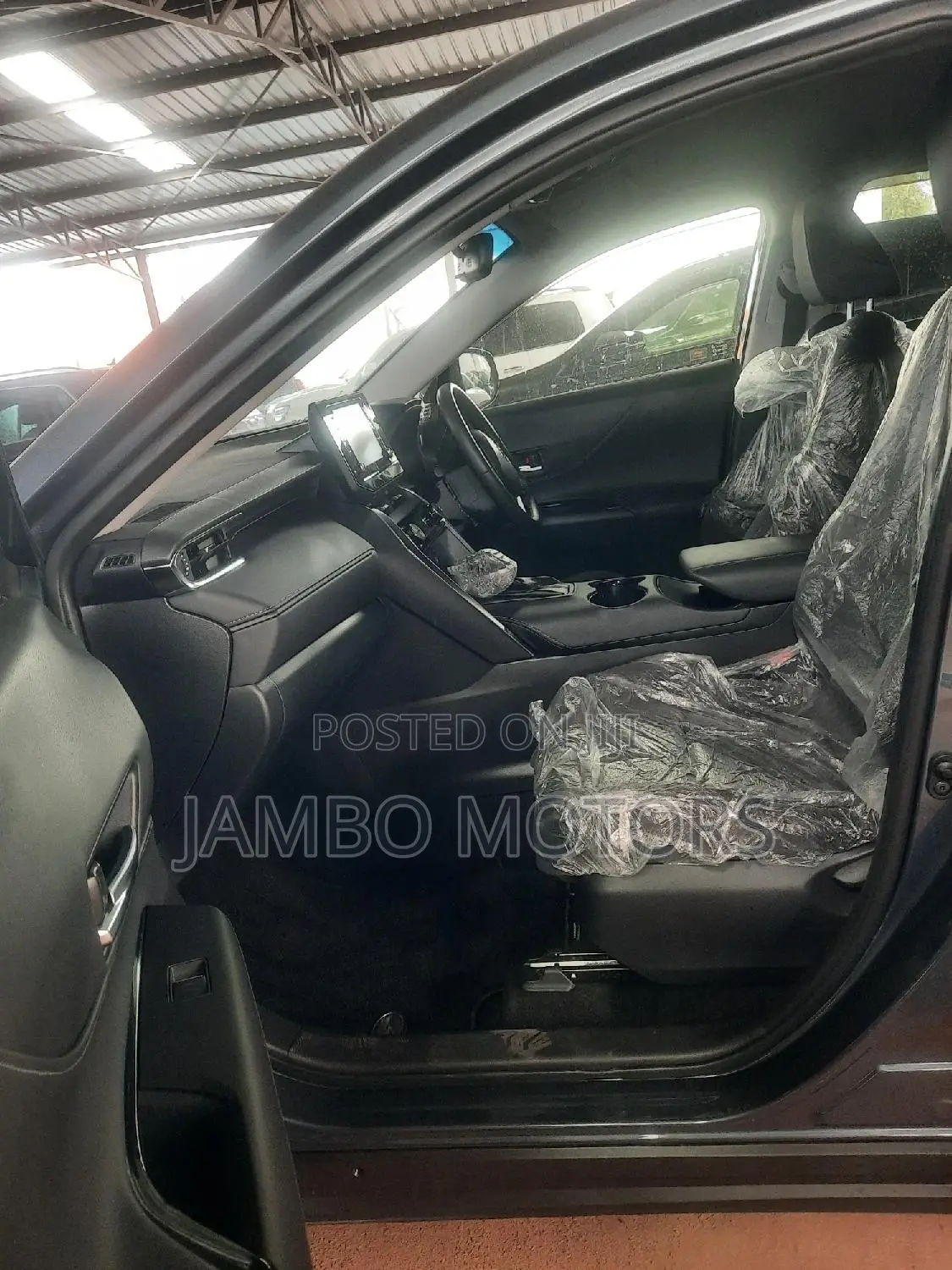 Toyota Harrier 2.0 4WD 2020 Gray