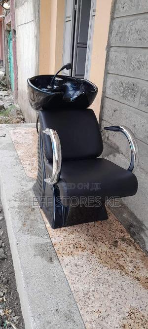 Chromed Modern Shampoo Unit - thumbnail 2