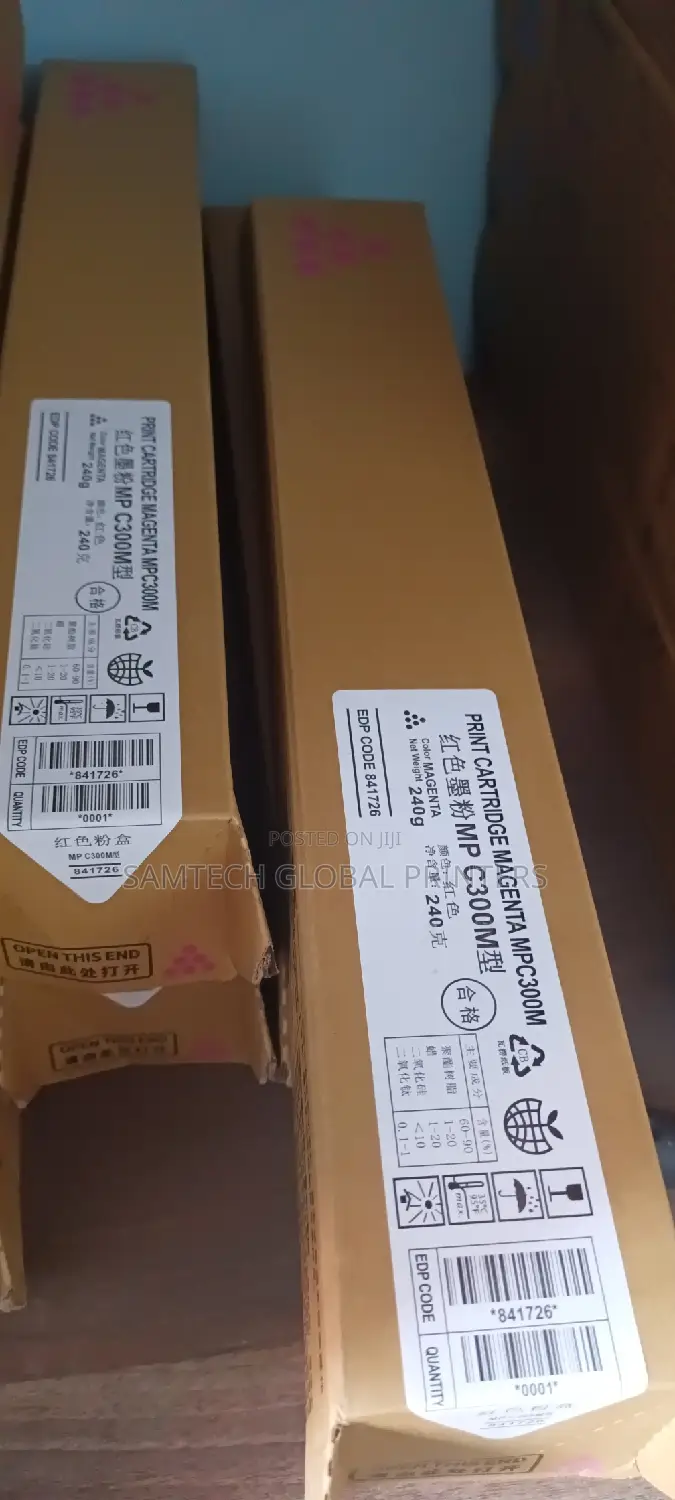 Mp C300 MAGENTA TONNER