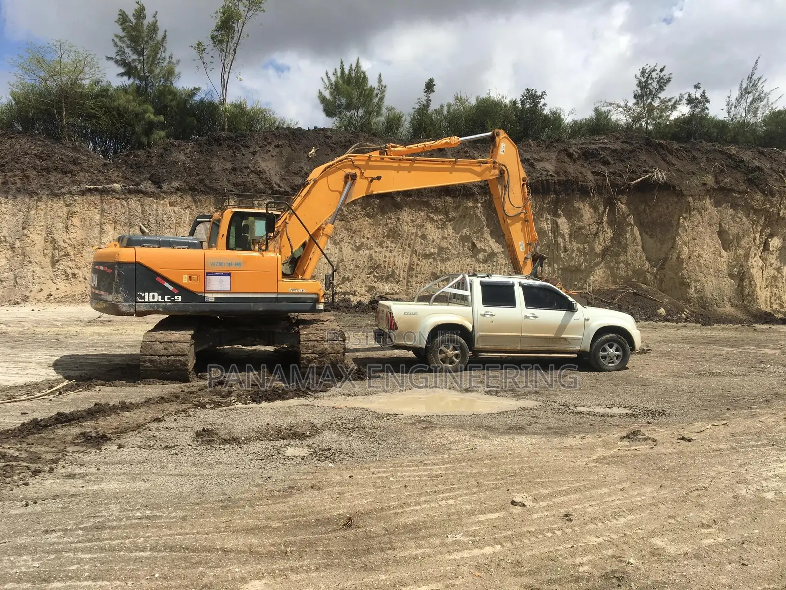 20ton Hyundai Excavator for Hire