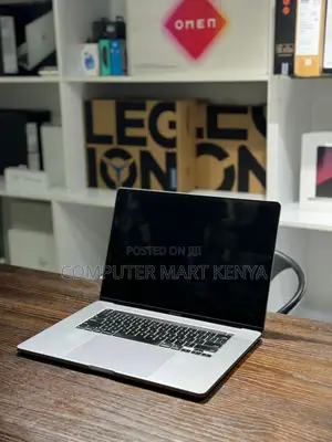 Laptop Apple MacBook Pro 2019 16GB Intel Core I7 SSD 512GB