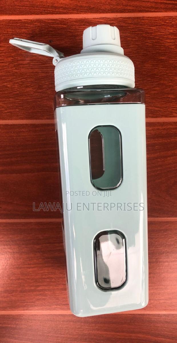 700ml Water Bottle