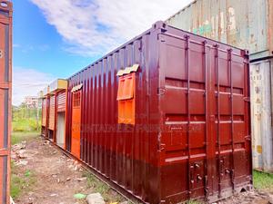 40ft Container Into Stalls