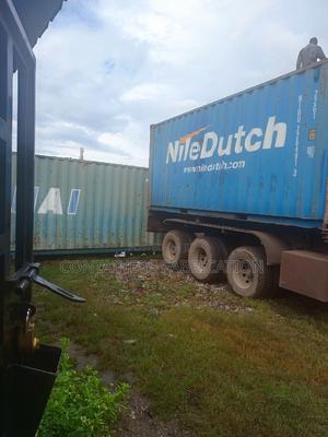 Plain 20ft Container - thumbnail 2