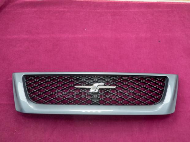 Subaru Forester SF Front Grill