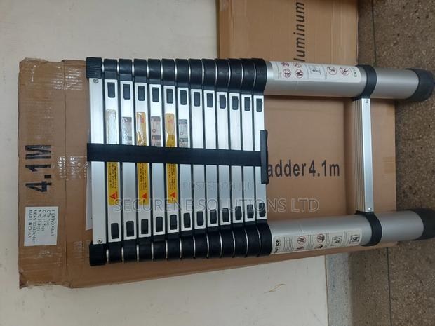 4.1m Single Telescopic Ladder. - thumbnail 3