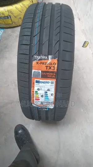 215/45r18 Tracmax Tyre