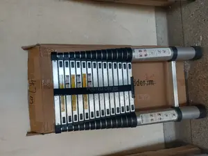 4.7m Single Telescopic Ladder.