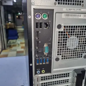 Server Dell PowerEdge T30 16GB Intel Xeon HDD+SSD 1T