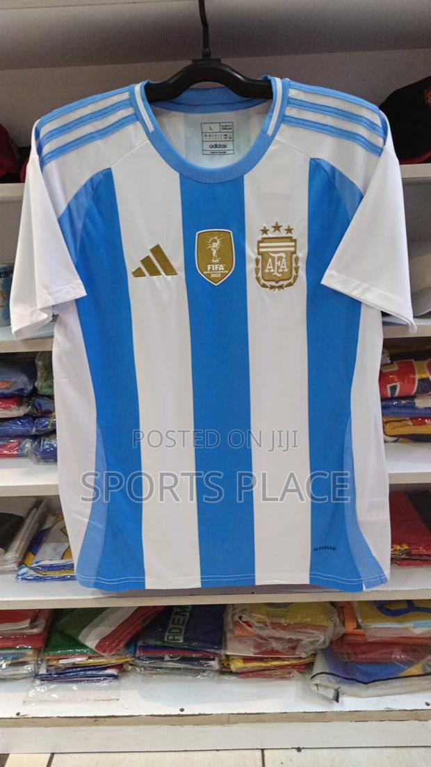 Argentina Home 24/25 Kit Fan Version - thumbnail 3